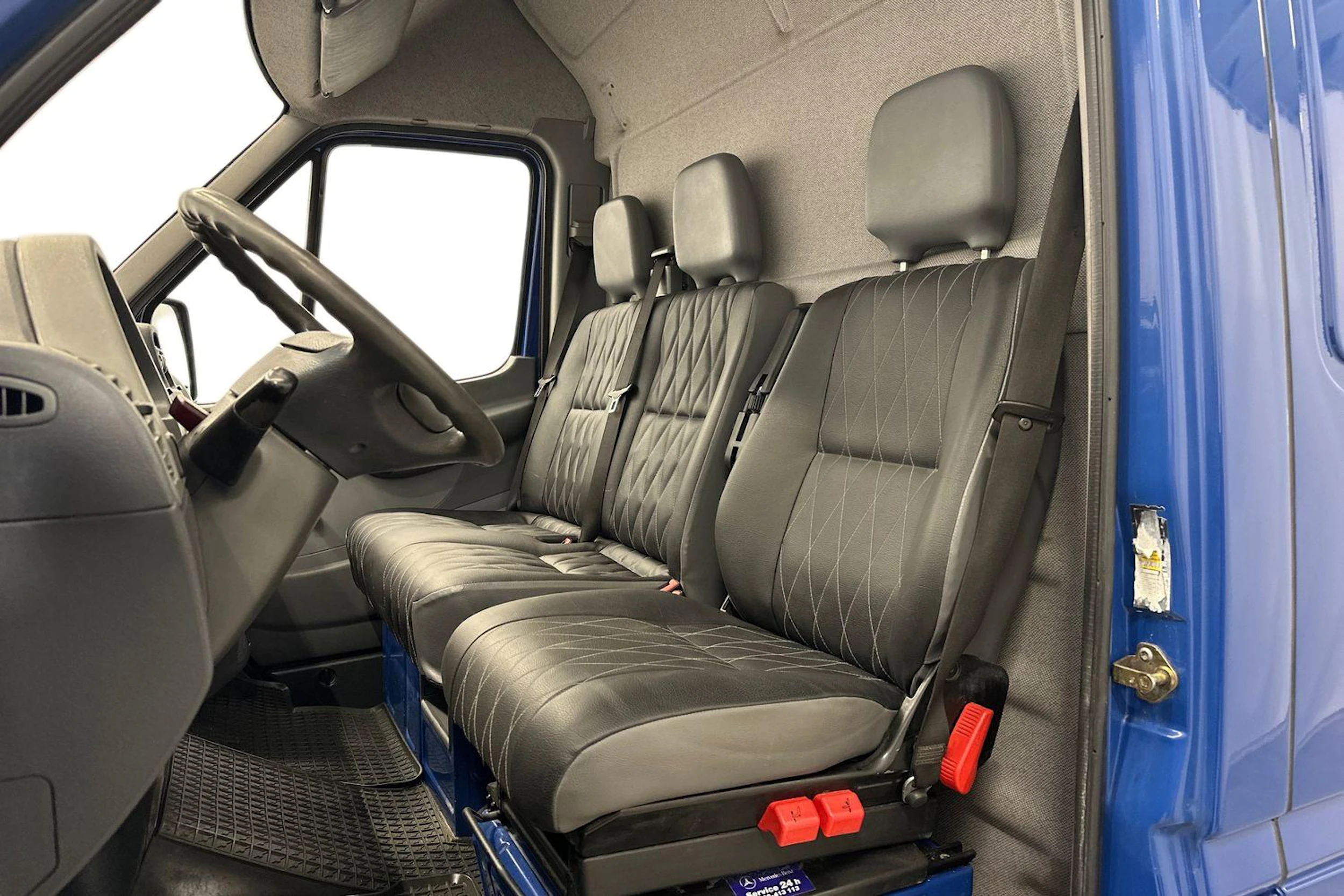 sininen Mercedes-Benz Sprinter 2003 kuva 8.