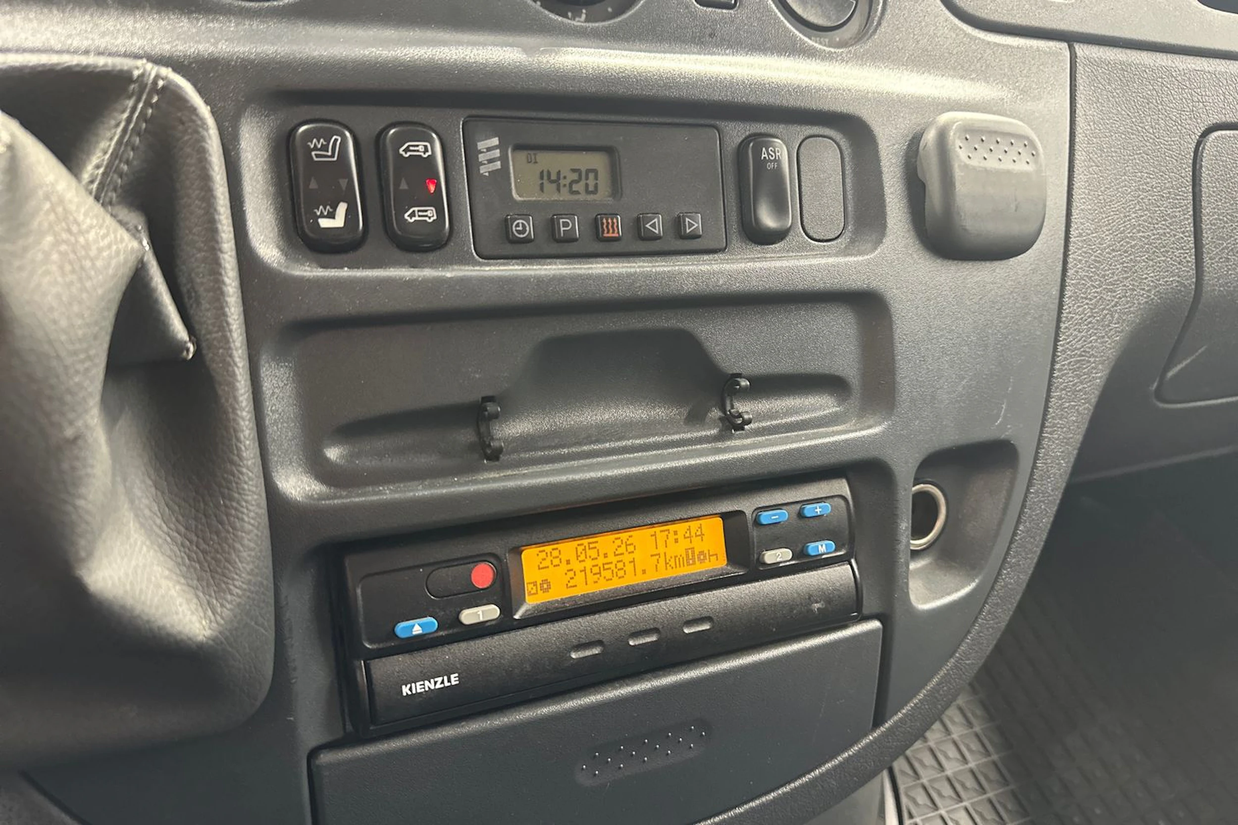 sininen Mercedes-Benz Sprinter 2003 kuva 16.