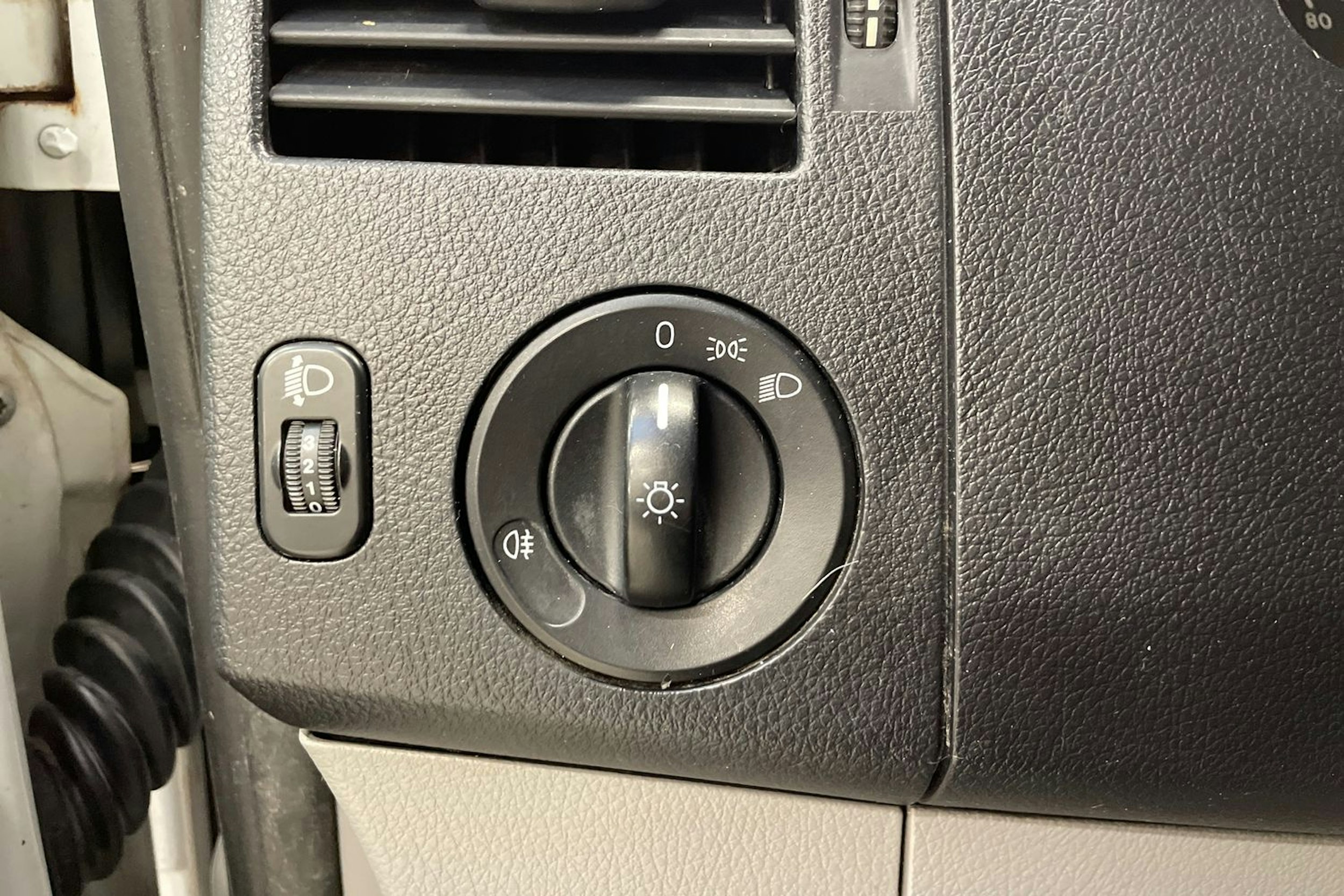 valkoinen Mercedes-Benz Sprinter 2007 kuva 19.