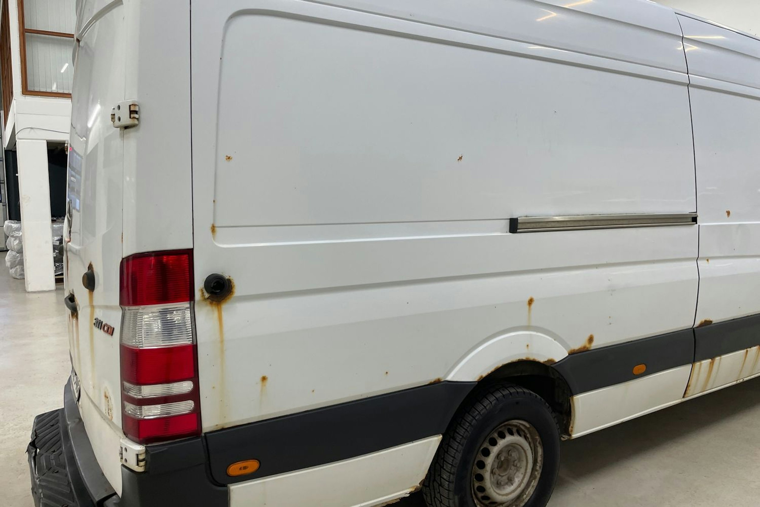 valkoinen Mercedes-Benz Sprinter 2007 kuva 33.