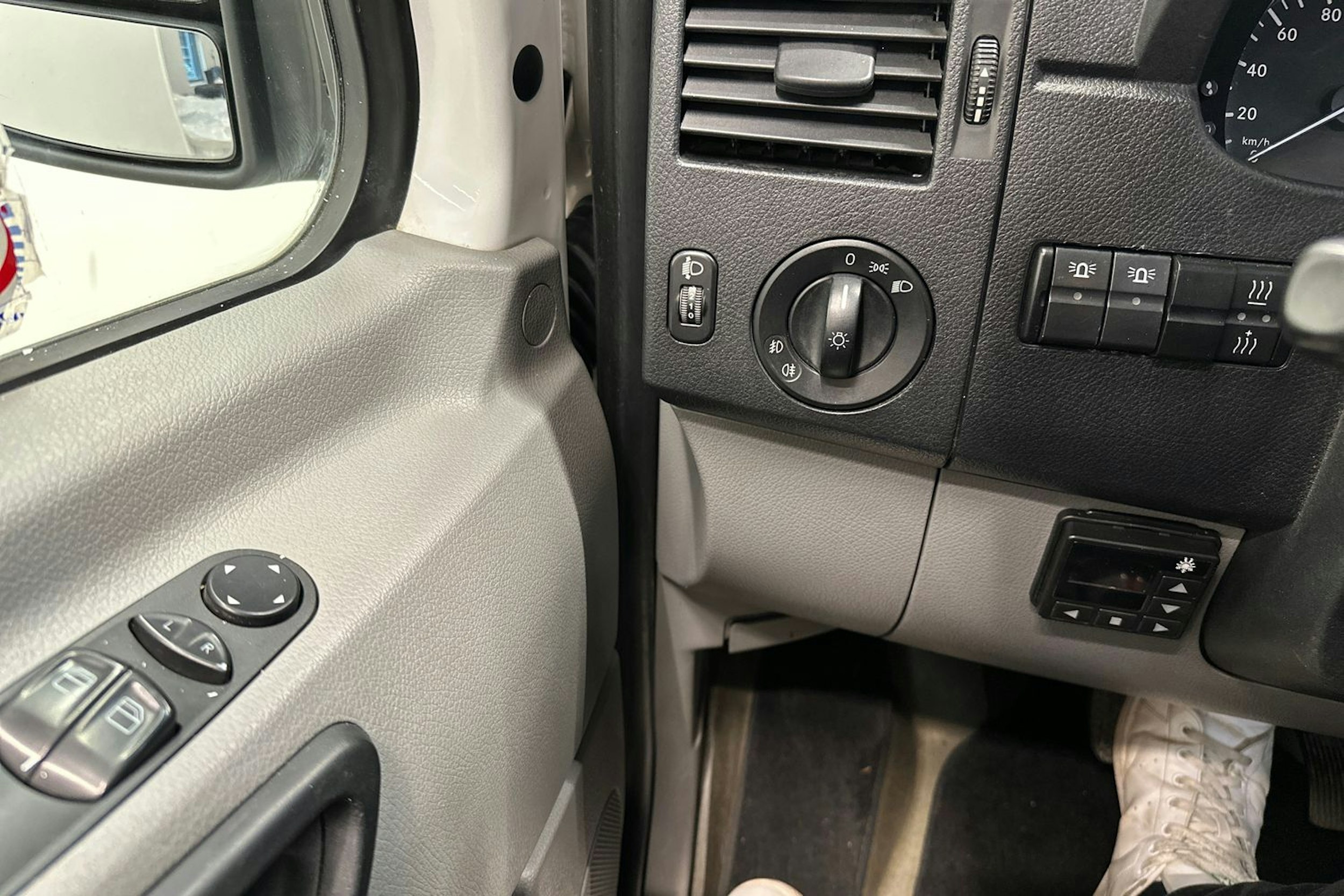 Valkoinen Mercedes-Benz SPRINTER 2008 kuva 18.