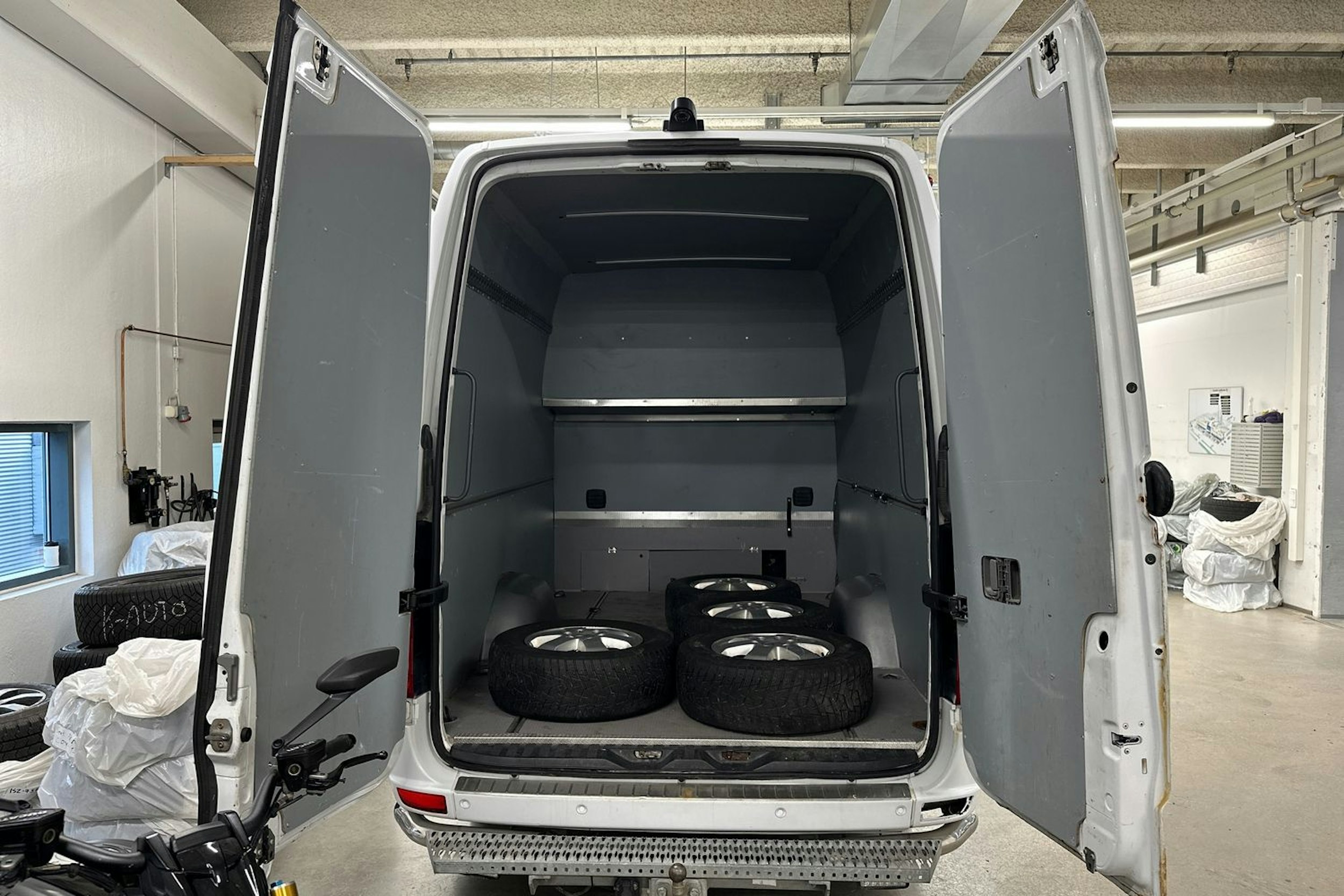 Valkoinen Mercedes-Benz SPRINTER 2008 kuva 27.