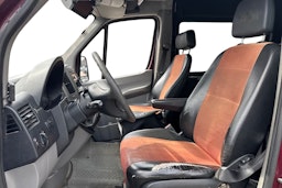 punainen Mercedes-Benz Sprinter 2008 kuva 7.