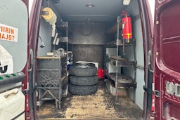 punainen Mercedes-Benz Sprinter 2008 kuva 19.