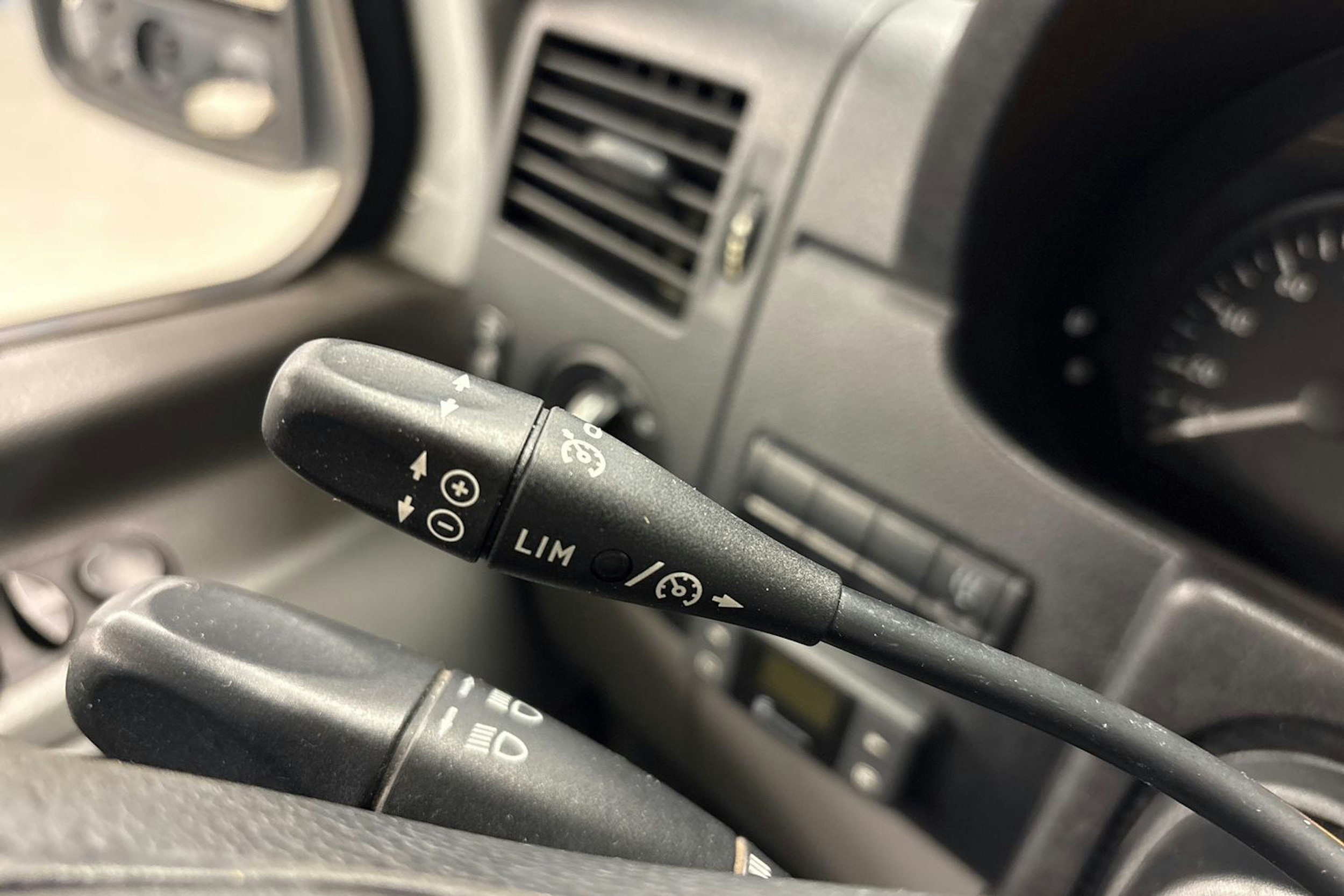 valkoinen Mercedes-Benz Sprinter 2008 kuva 15.