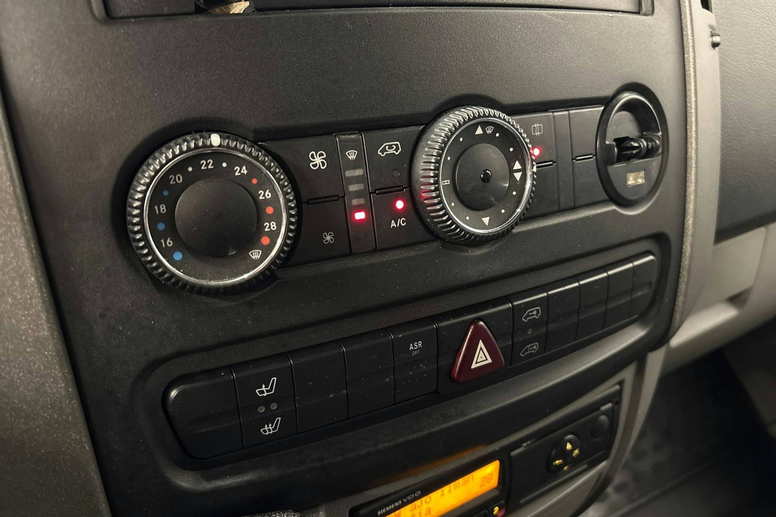 valkoinen Mercedes-Benz Sprinter 2008 kuva 20.