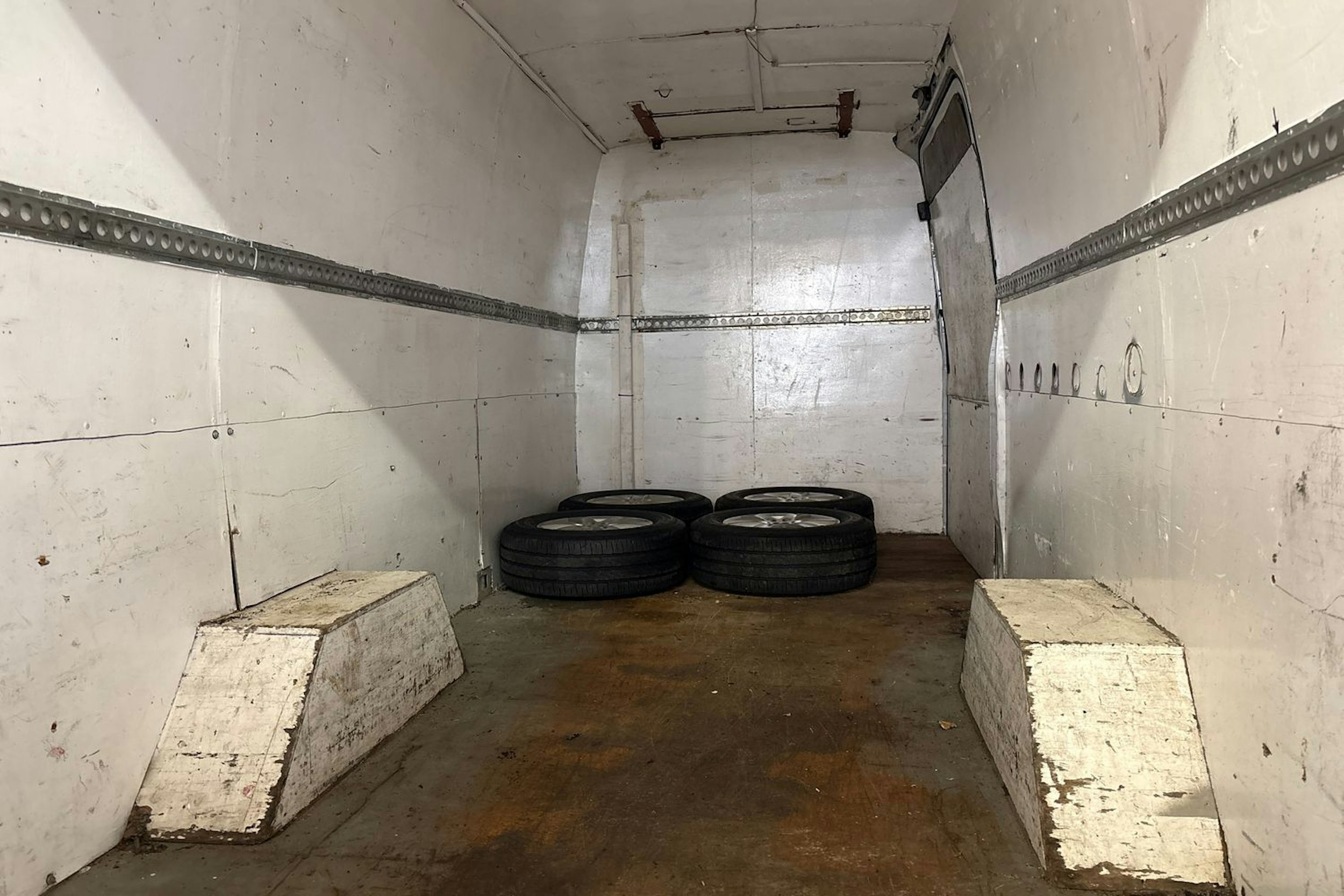 valkoinen Mercedes-Benz Sprinter 2008 kuva 23.