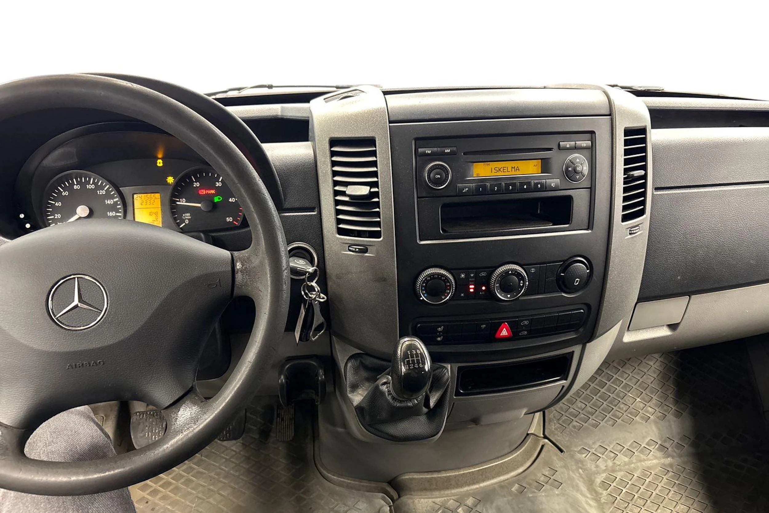 punainen Mercedes-Benz Sprinter 2009 kuva 7.