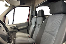 punainen Mercedes-Benz Sprinter 2009 kuva 8.