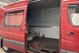 punainen Mercedes-Benz Sprinter 2009 kuva 12.