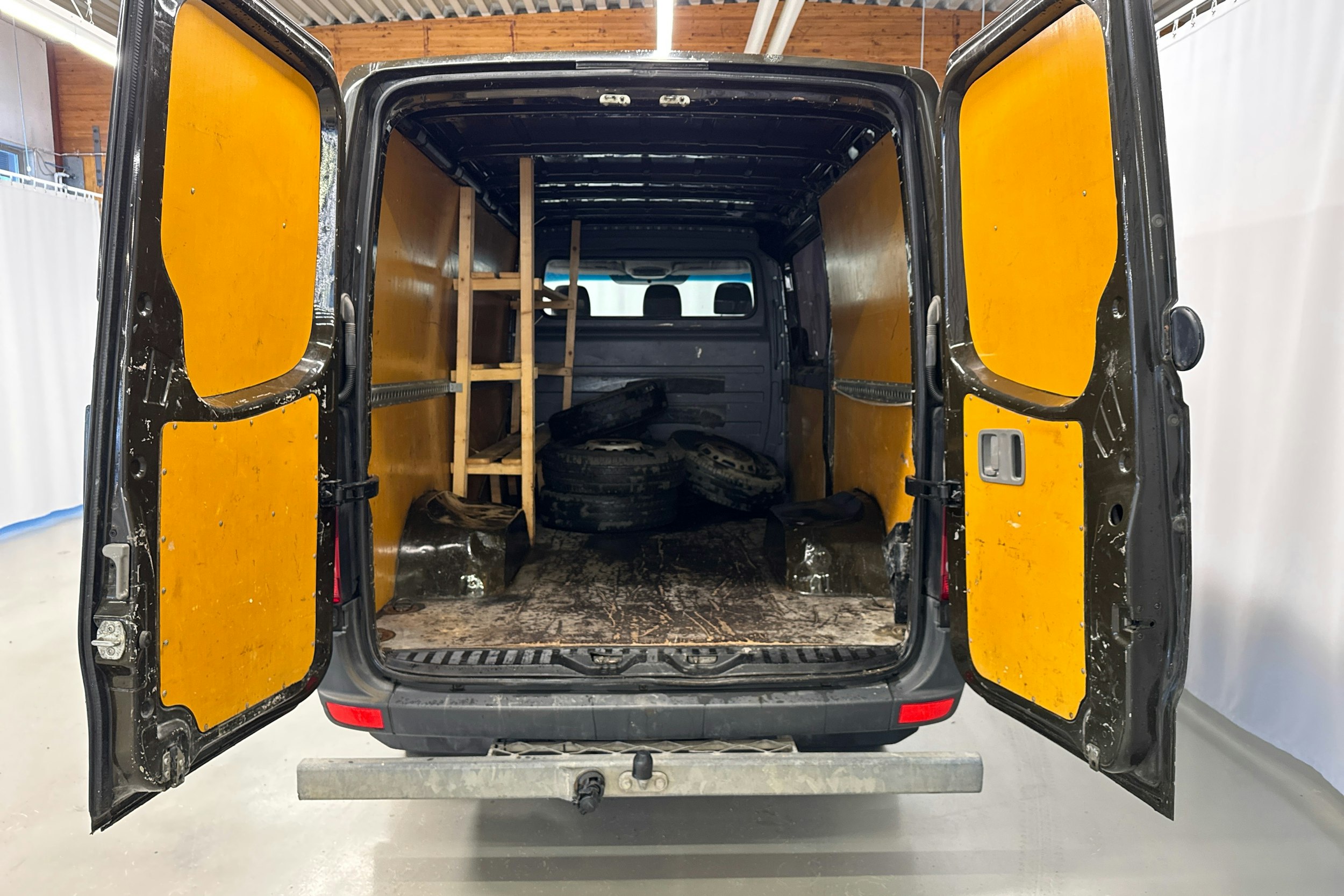 ruskea Mercedes-Benz Sprinter 2009 kuva 15.