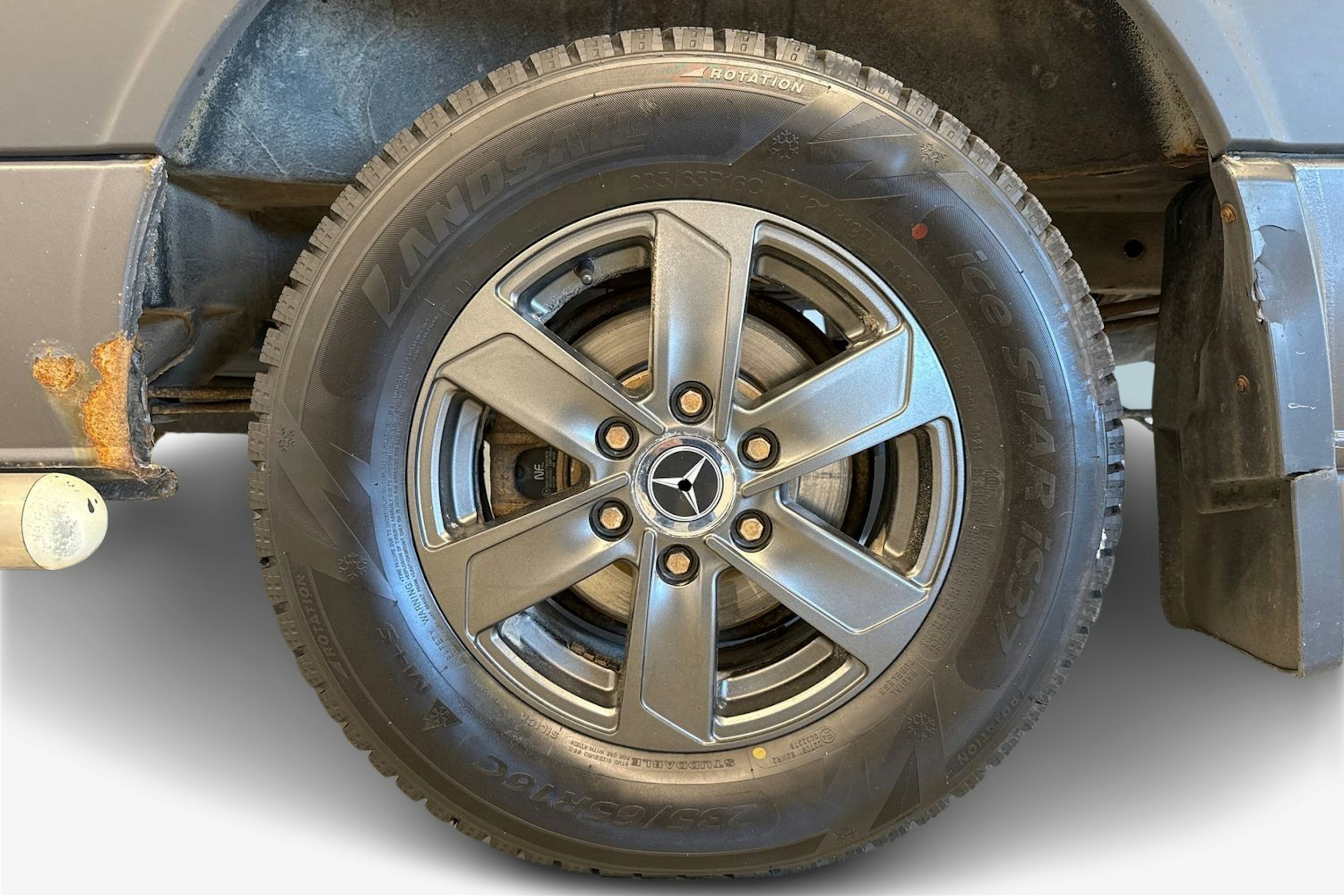 musta Mercedes-Benz Sprinter 2010 kuva 11.