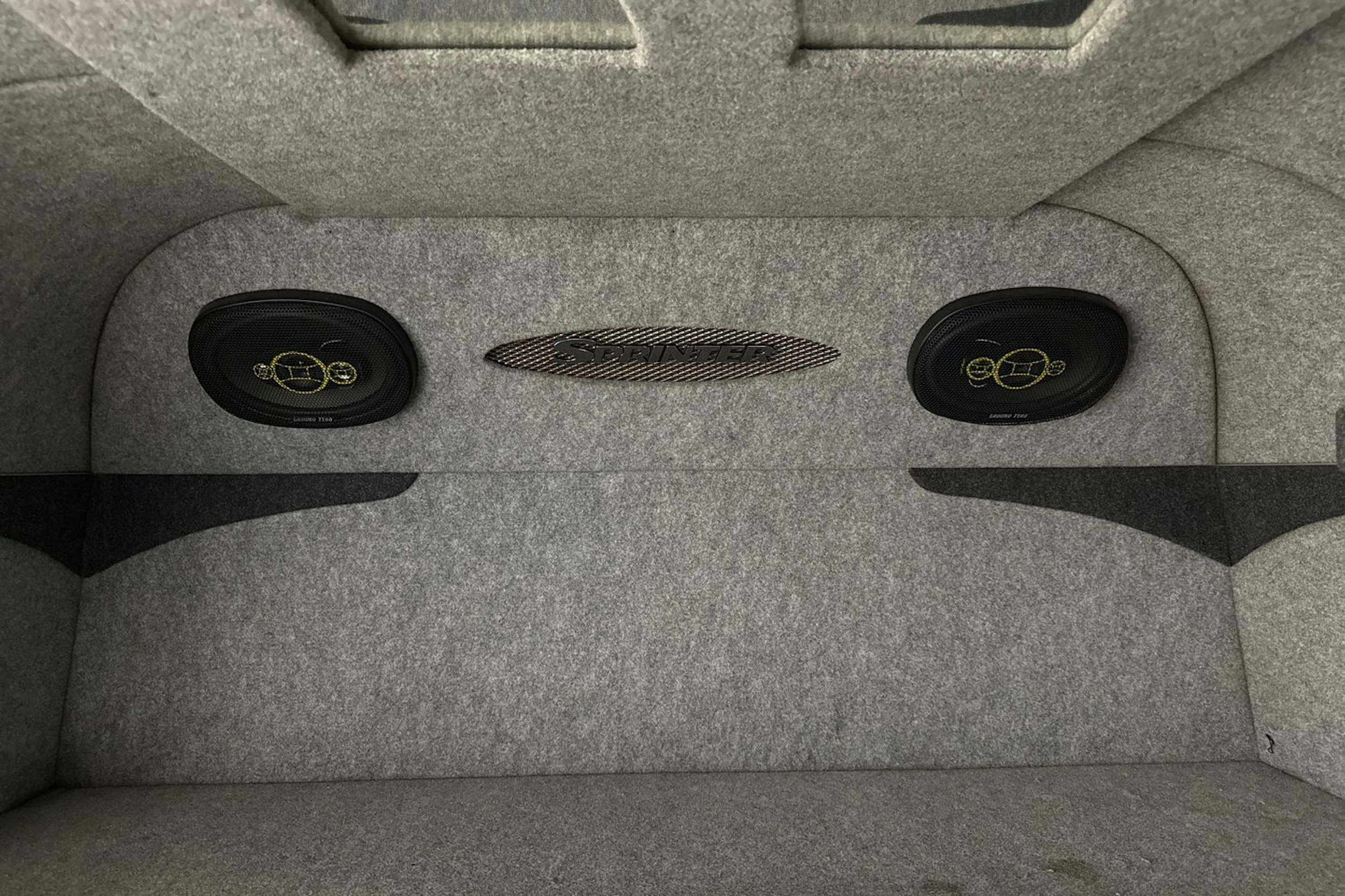 musta Mercedes-Benz Sprinter 2010 kuva 23.
