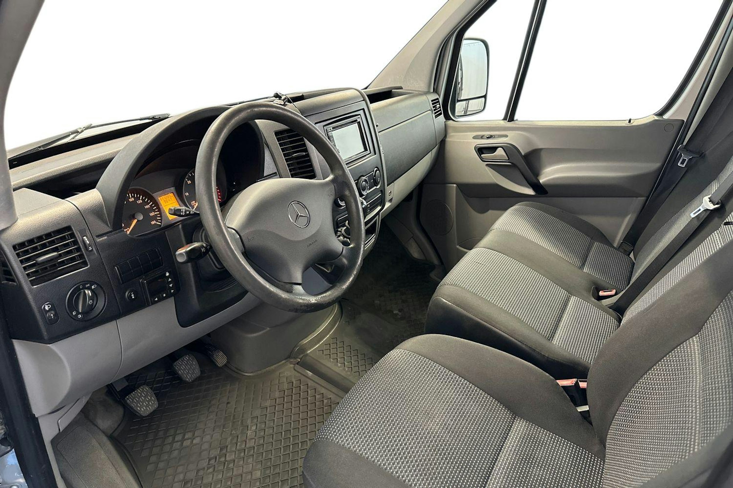 valkoinen Mercedes-Benz Sprinter 2010 kuva 7.