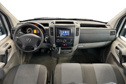 valkoinen Mercedes-Benz Sprinter 2010 kuva 9.