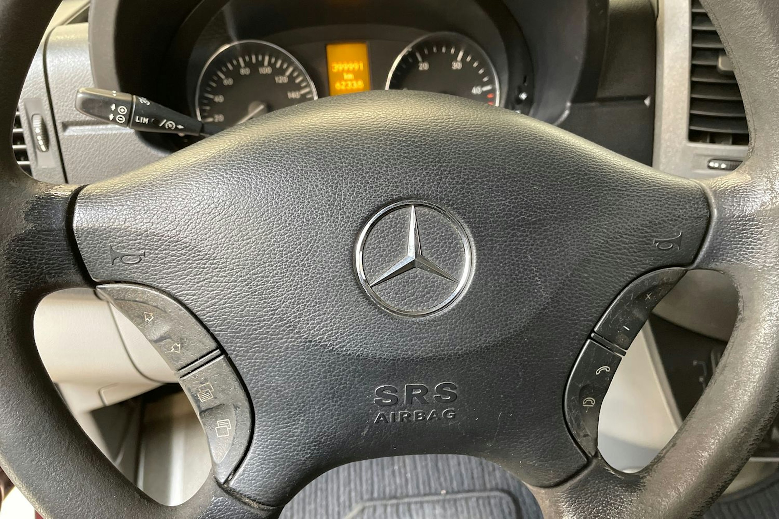 punainen Mercedes-Benz Sprinter 2010 kuva 18.