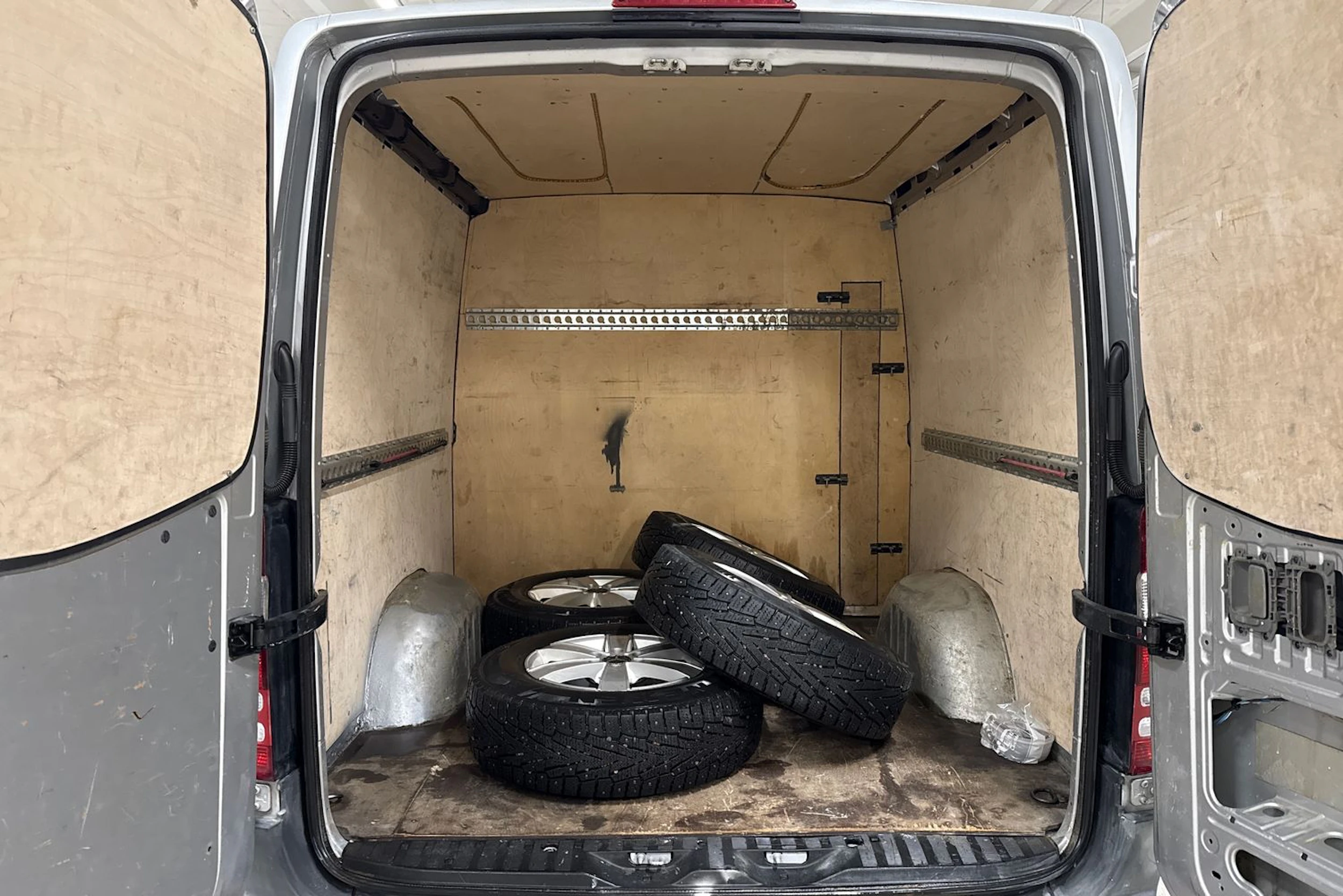 harmaa Mercedes-Benz Sprinter 2011 kuva 18.