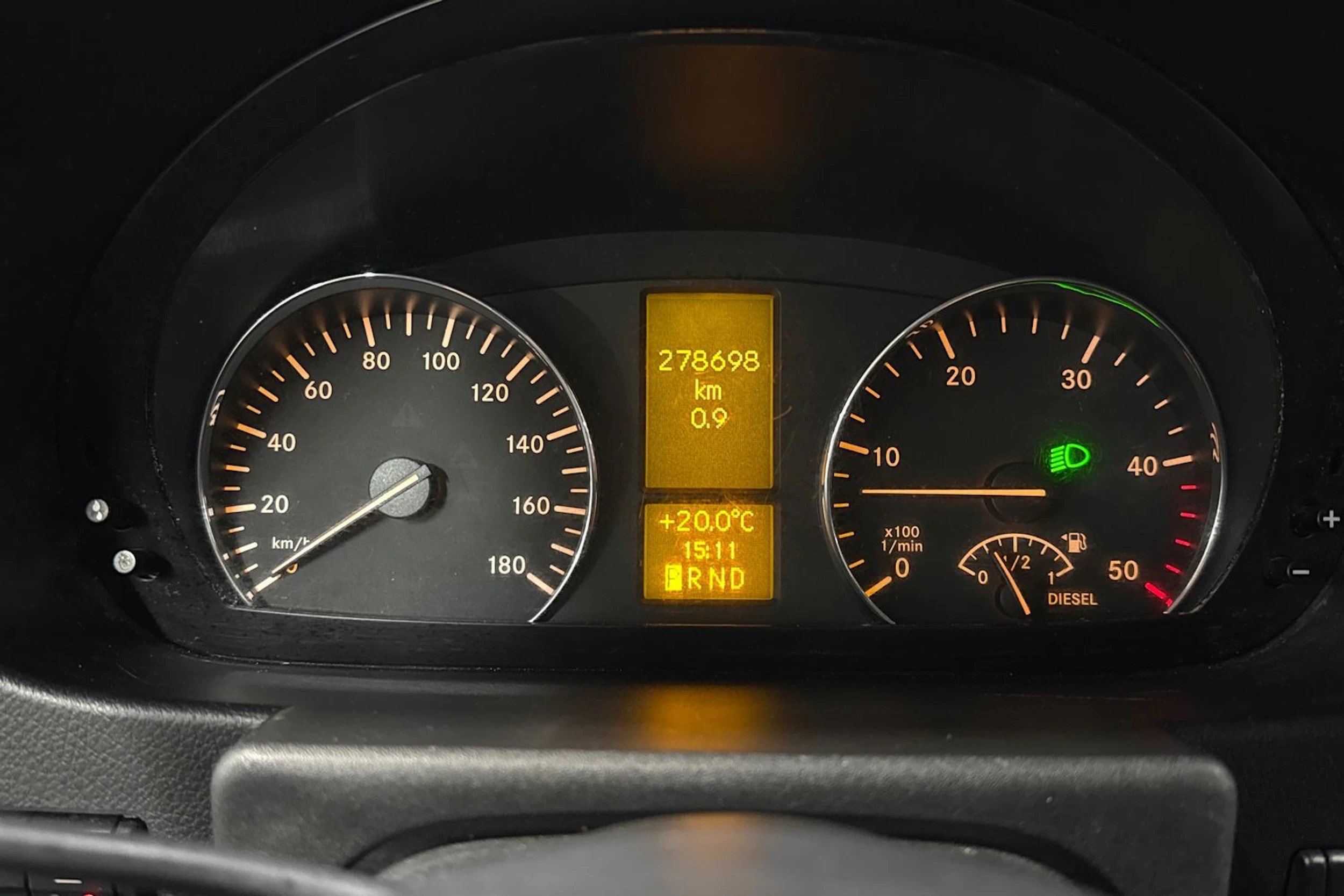 harmaa Mercedes-Benz Sprinter 2011 kuva 24.