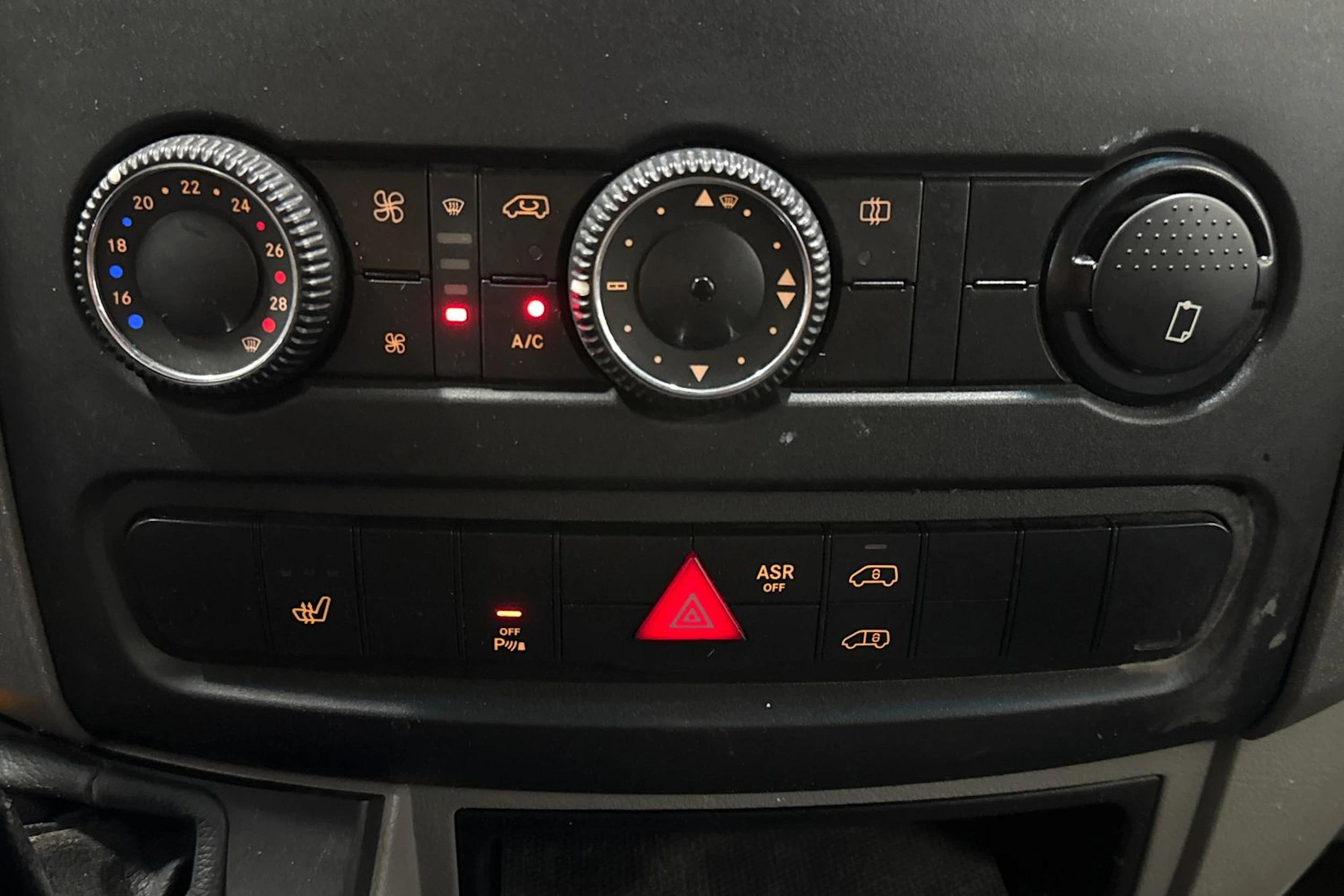 harmaa Mercedes-Benz Sprinter 2011 kuva 27.