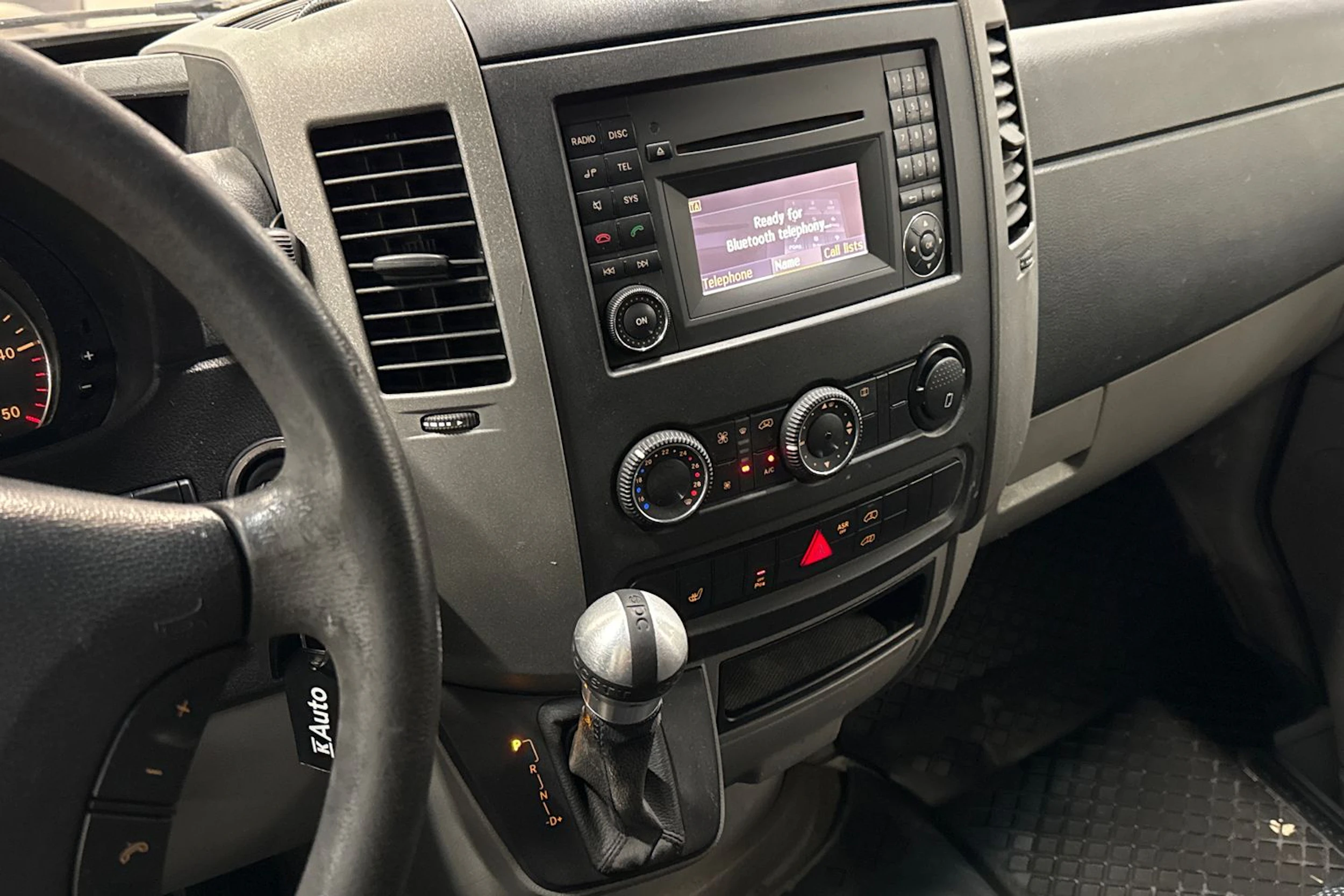harmaa Mercedes-Benz Sprinter 2011 kuva 28.