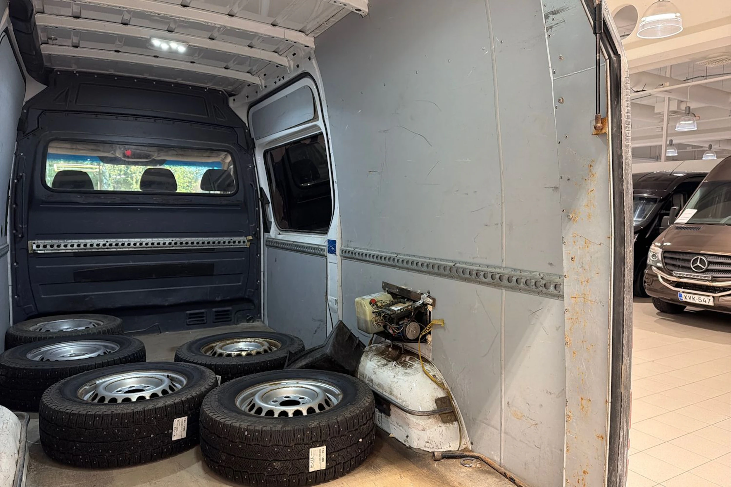Valkoinen Mercedes-Benz SPRINTER 2011 kuva 21.