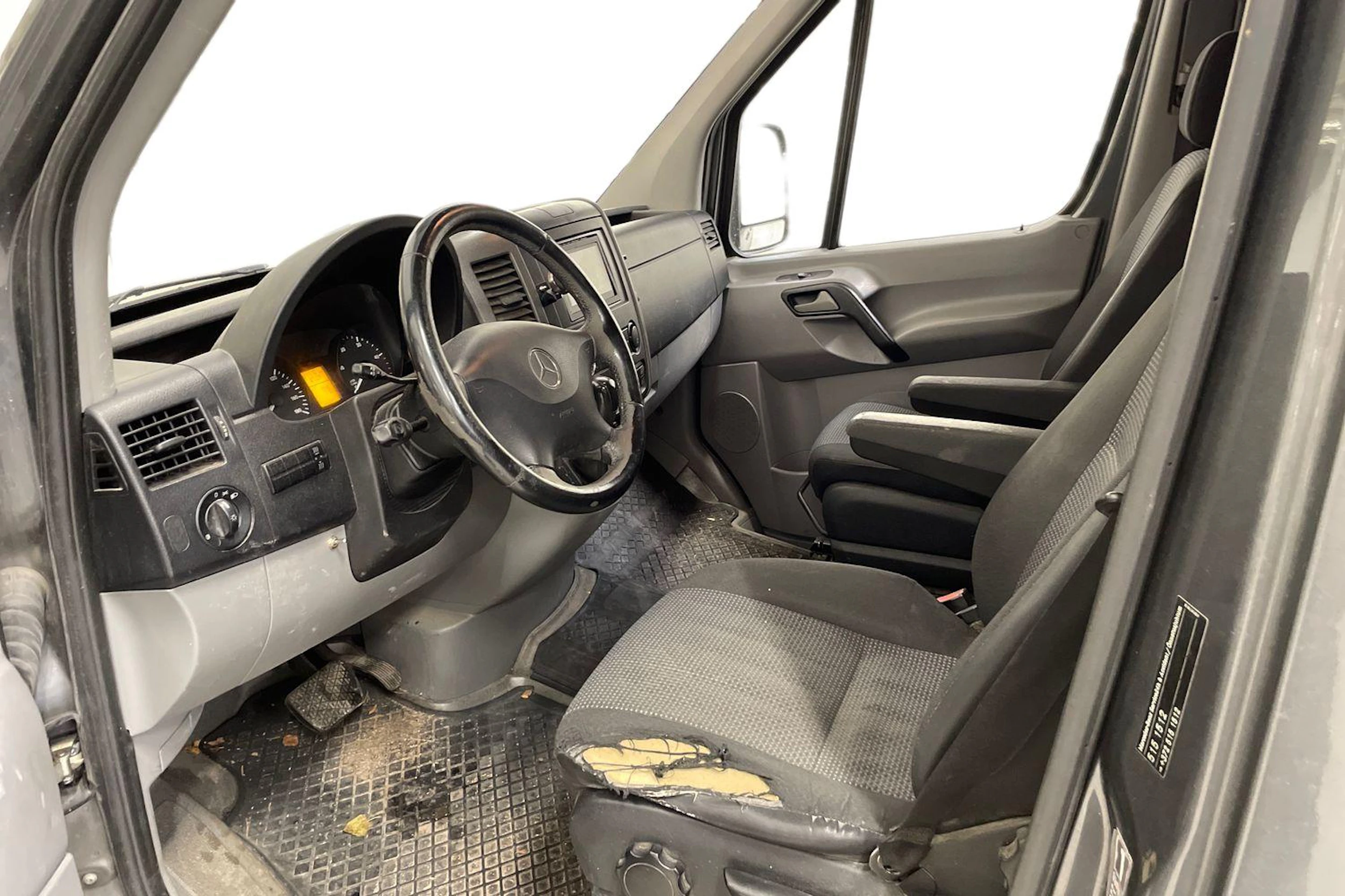 harmaa Mercedes-Benz Sprinter 2011 kuva 3.