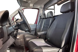 punainen Mercedes-Benz Sprinter 2011 kuva 10.