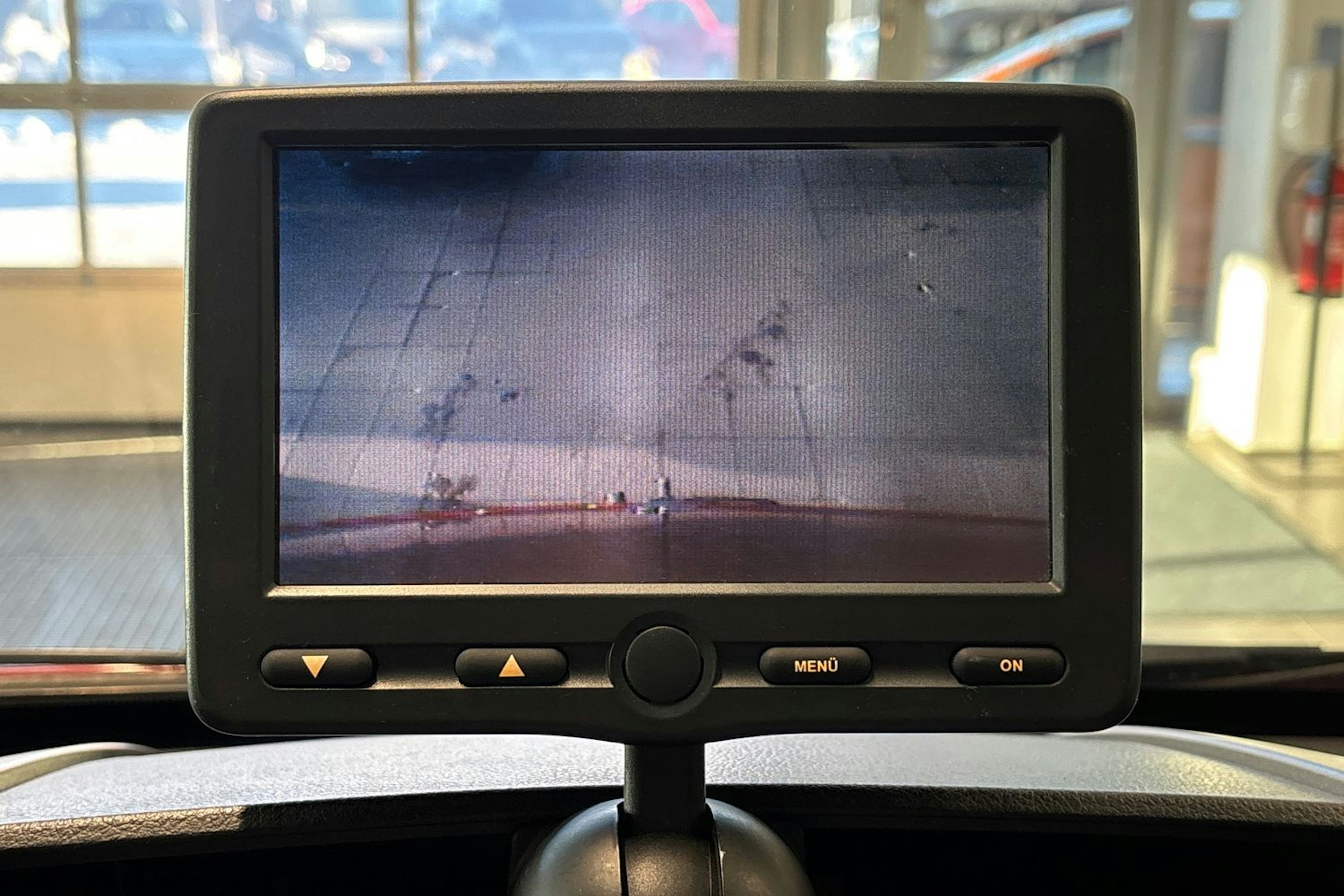 punainen Mercedes-Benz Sprinter 2011 kuva 19.