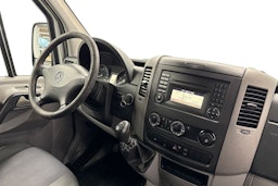 musta Mercedes-Benz Sprinter 2011 kuva 10.