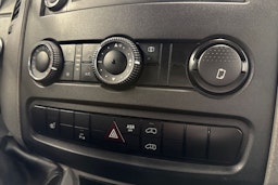 musta Mercedes-Benz Sprinter 2011 kuva 18.