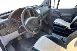 valkoinen Mercedes-Benz Sprinter 2012 kuva 3.