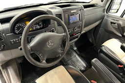 valkoinen Mercedes-Benz Sprinter 2012 kuva 6.