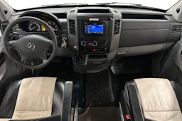valkoinen Mercedes-Benz Sprinter 2012 kuva 7.