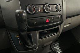 valkoinen Mercedes-Benz Sprinter 2012 kuva 18.