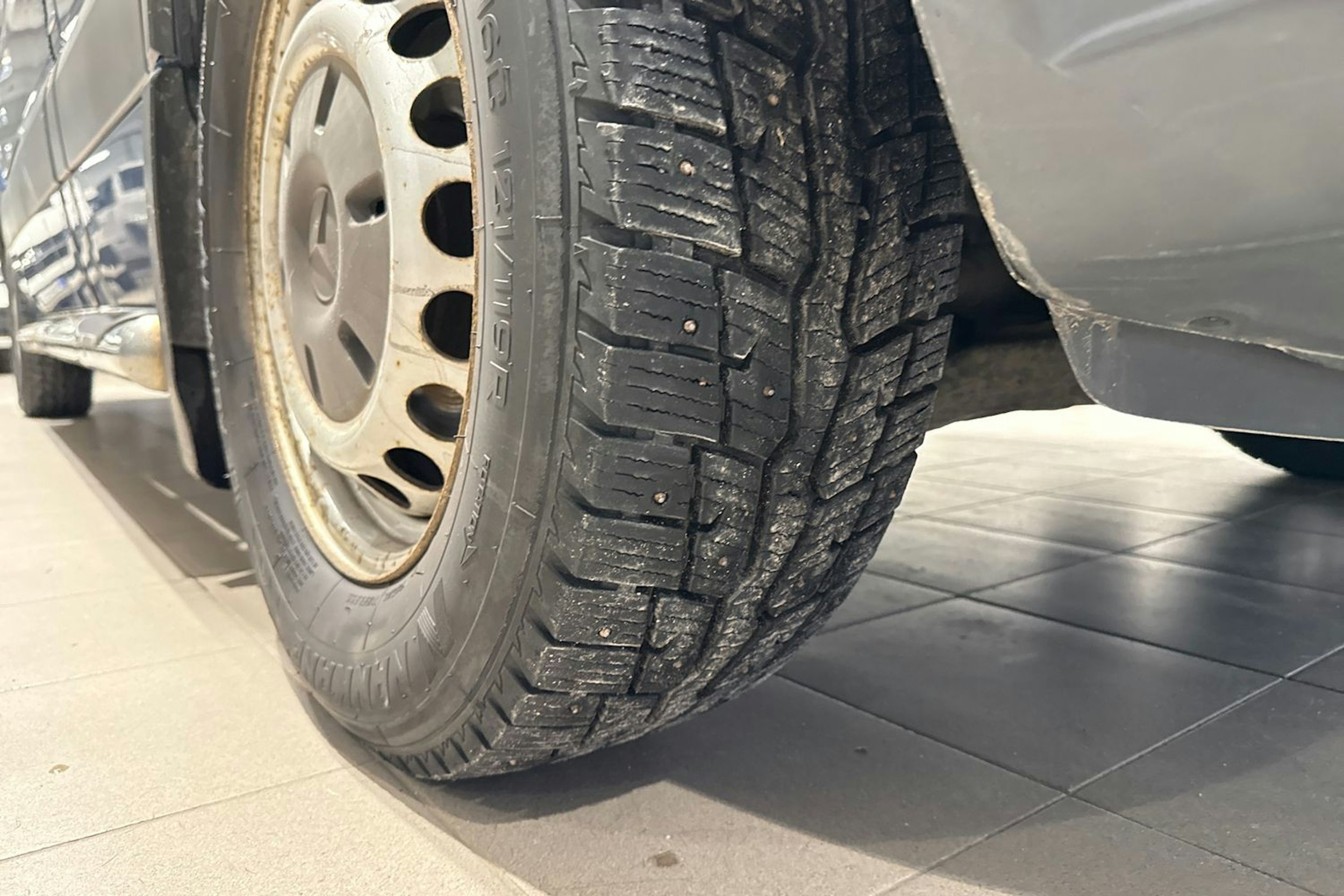 Sininen Mercedes-Benz SPRINTER 2012 kuva 29.