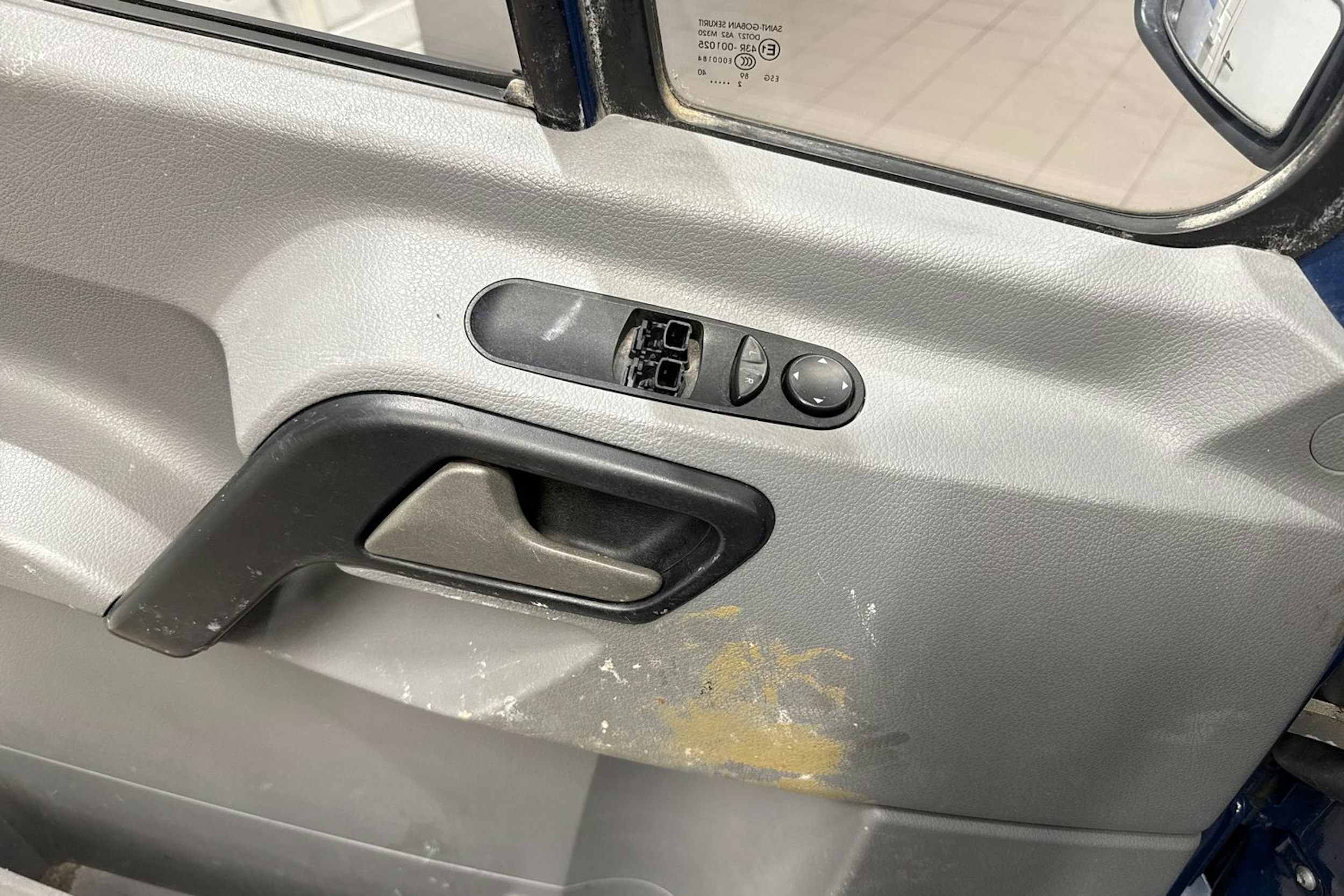 Sininen Mercedes-Benz SPRINTER 2012 kuva 35.