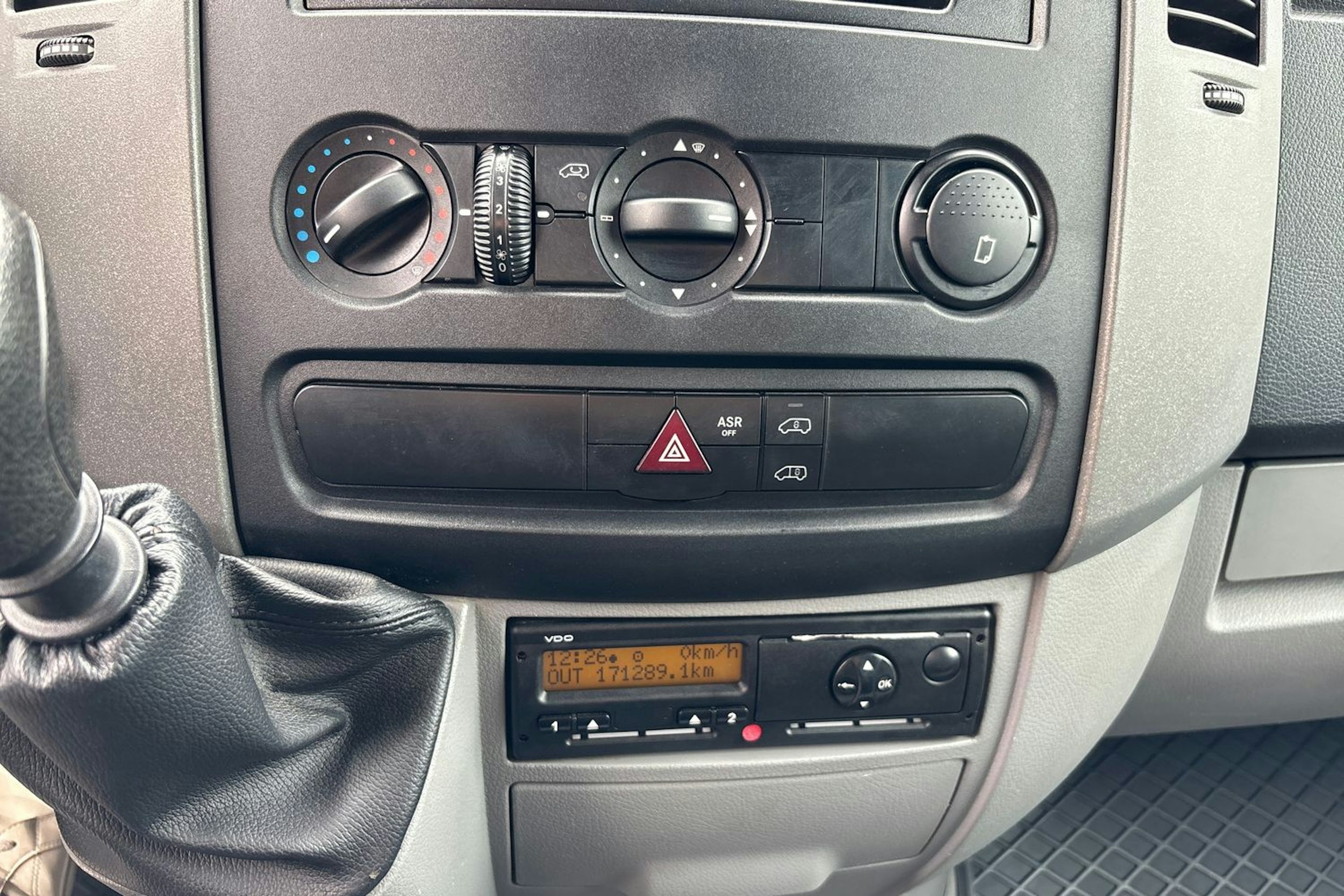 valkoinen Mercedes-Benz SPRINTER 2012 kuva 15.