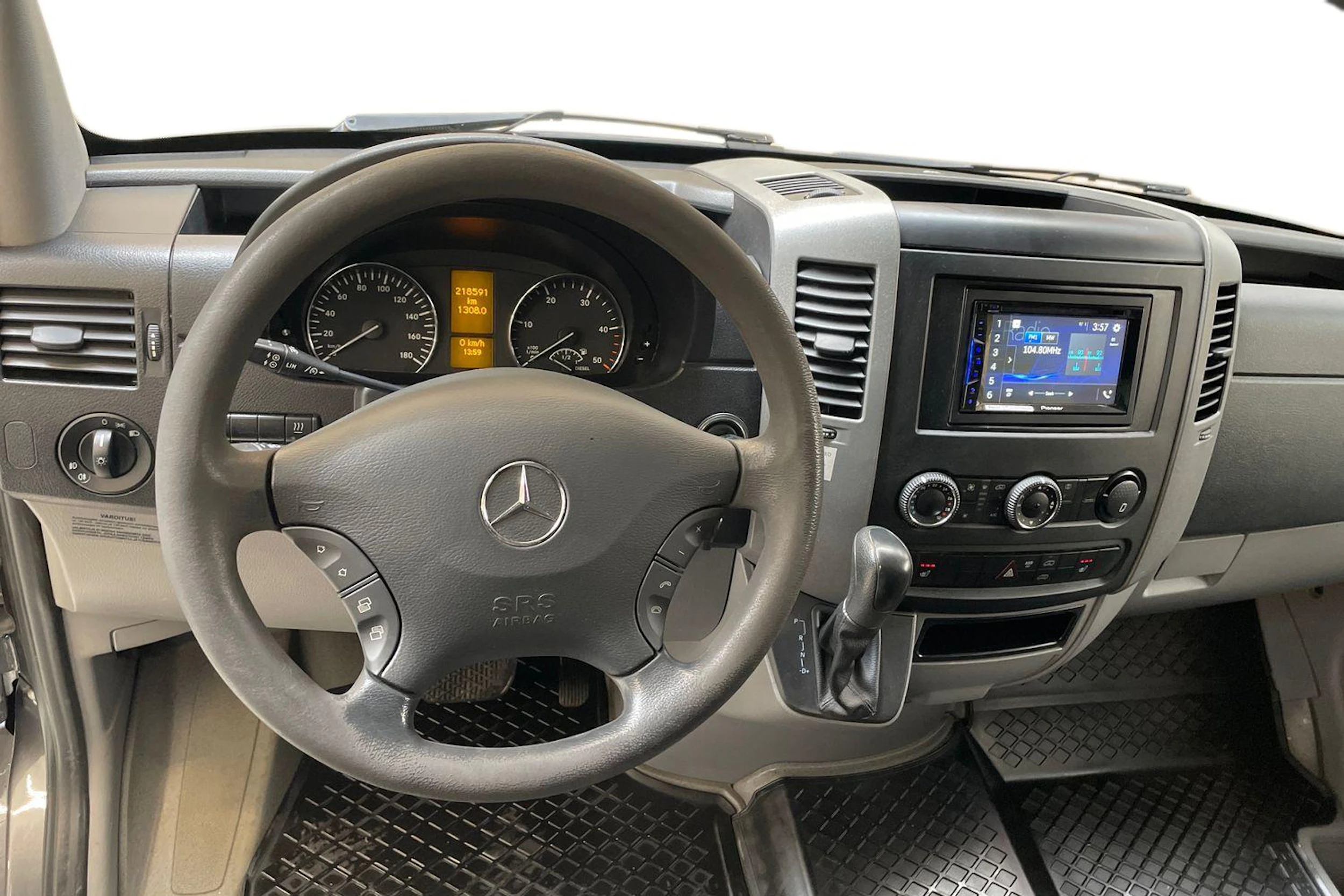 harmaa Mercedes-Benz Sprinter 2012 kuva 9.