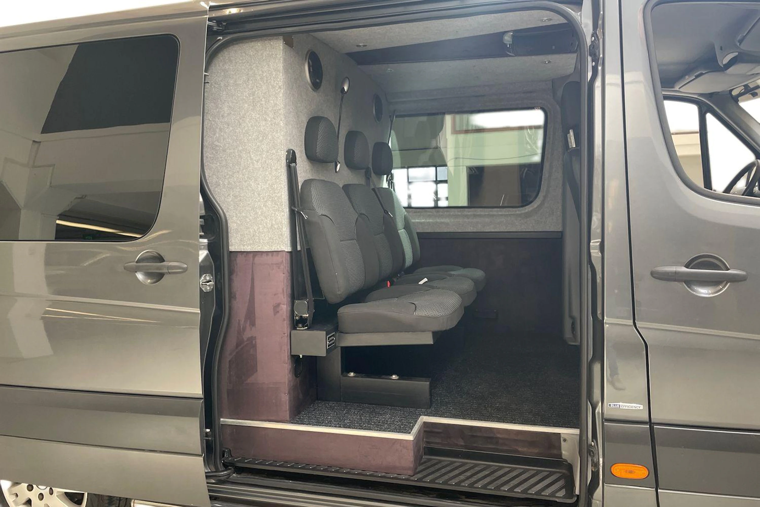 harmaa Mercedes-Benz Sprinter 2012 kuva 11.