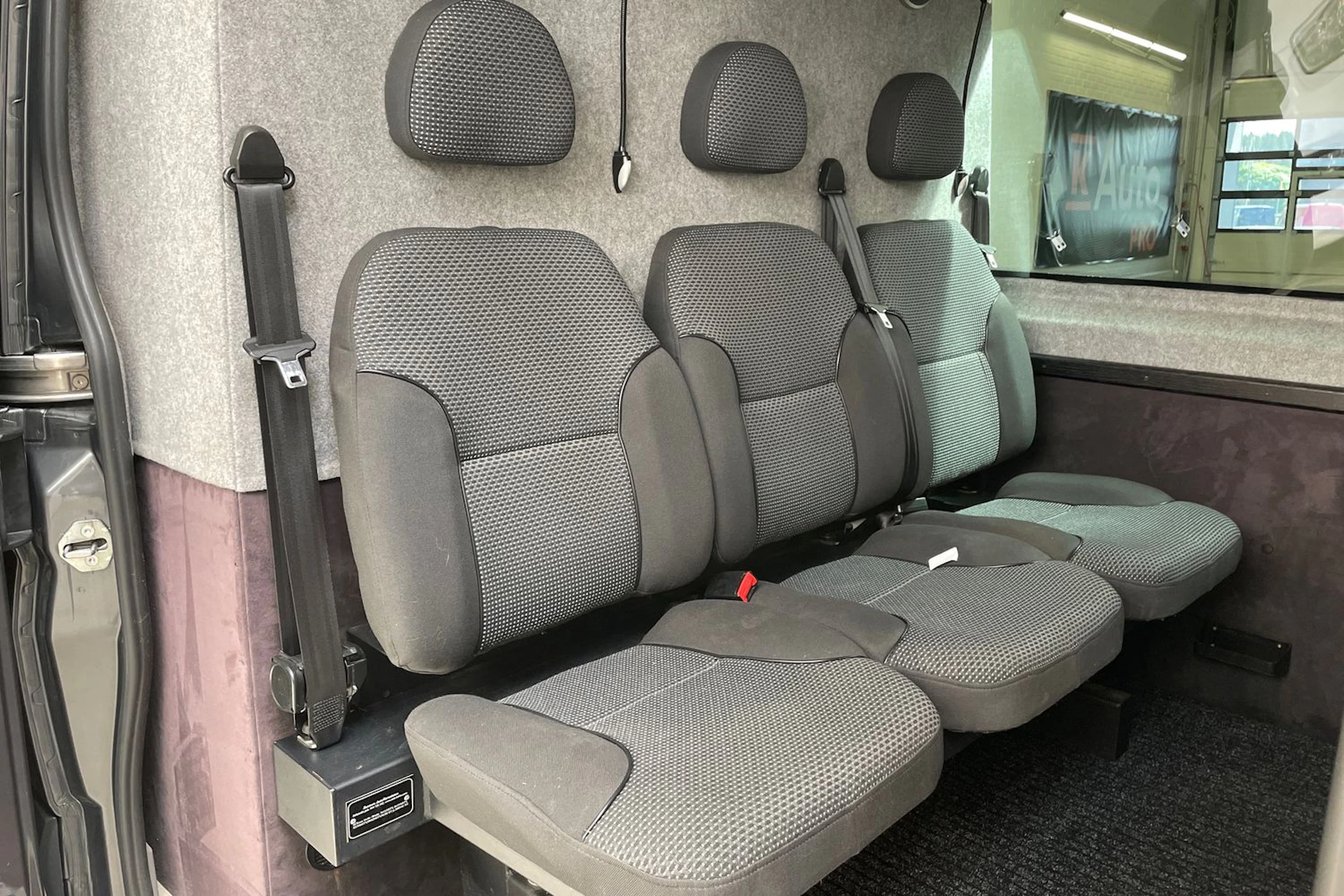 harmaa Mercedes-Benz Sprinter 2012 kuva 13.