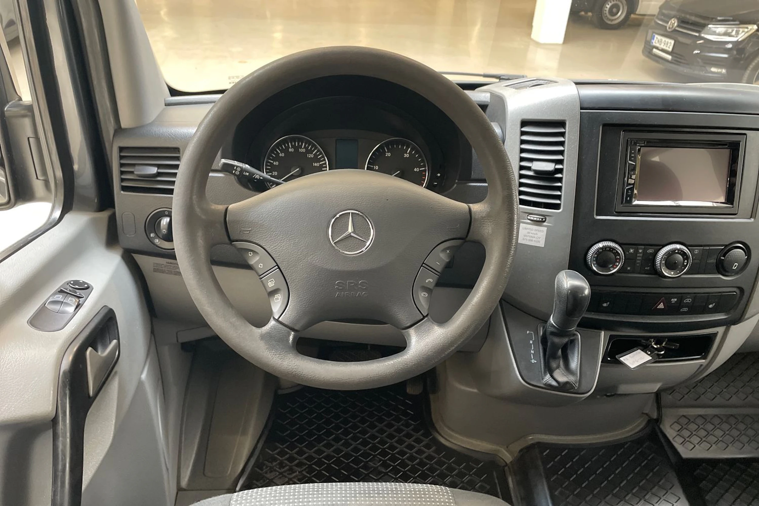 harmaa Mercedes-Benz Sprinter 2012 kuva 18.