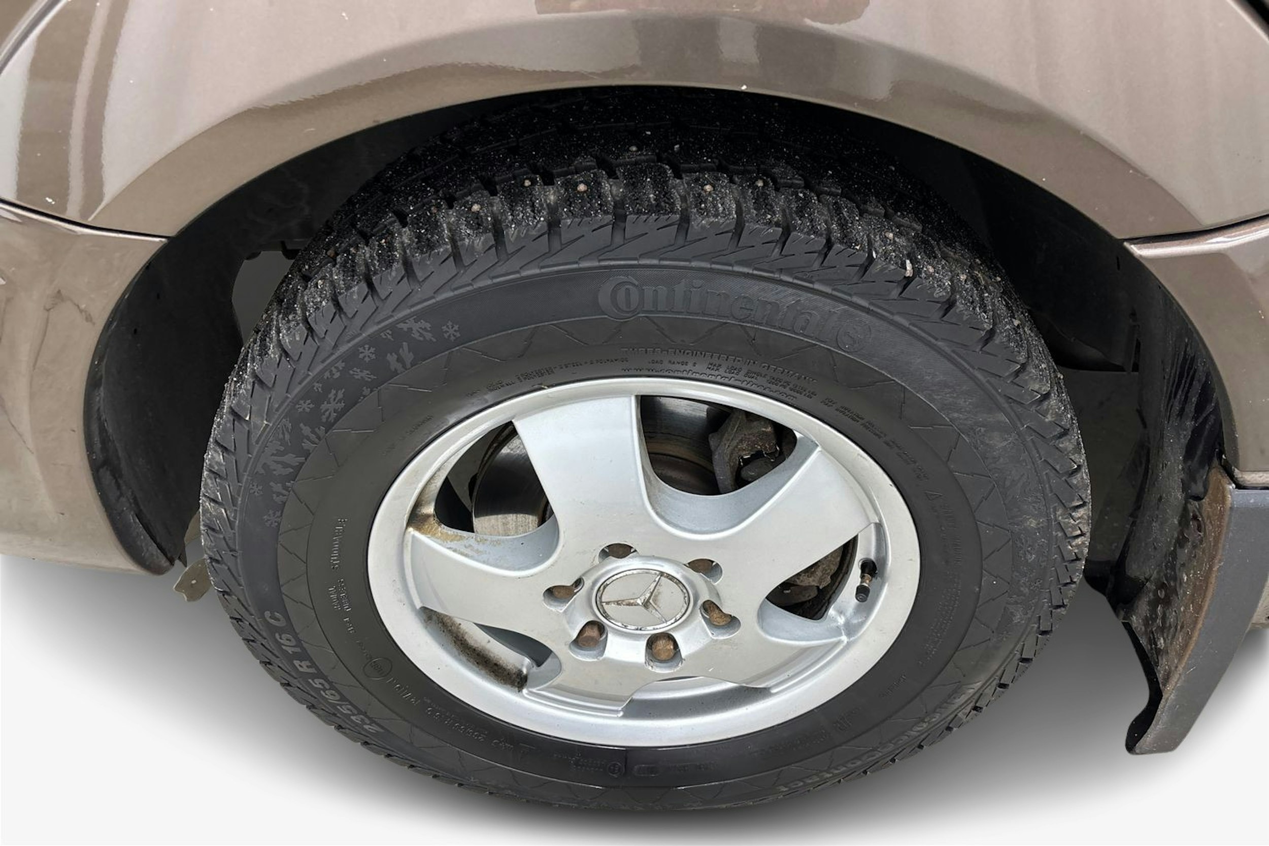 ruskea Mercedes-Benz Sprinter 2013 kuva 12.