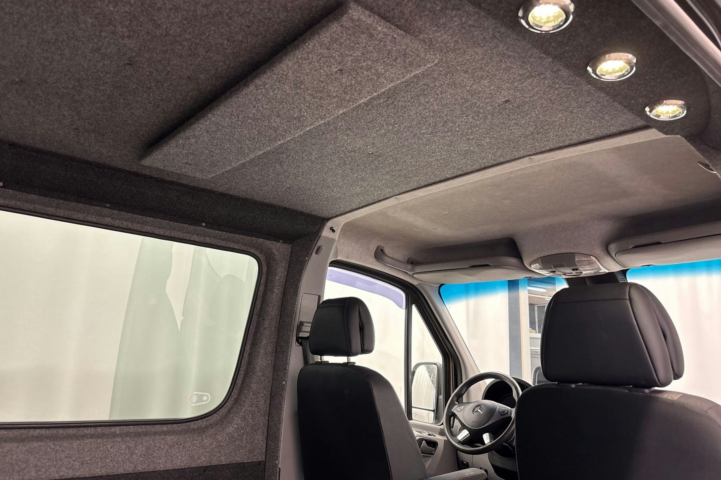 ruskea Mercedes-Benz Sprinter 2013 kuva 23.