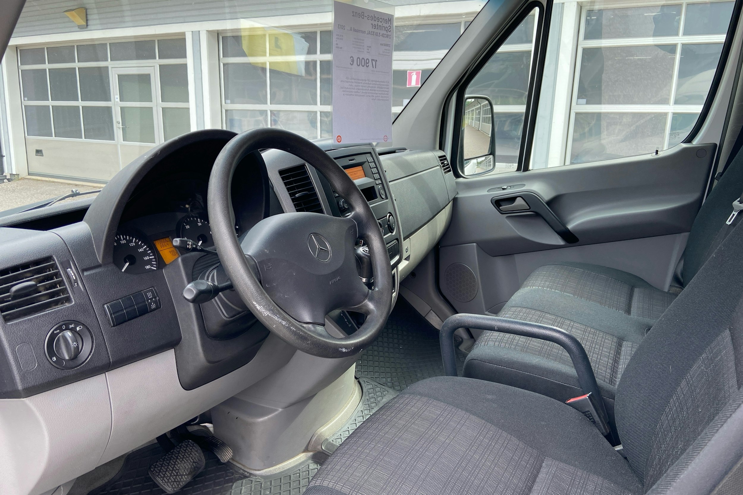 valkoinen Mercedes-Benz Sprinter 2013 kuva 6.