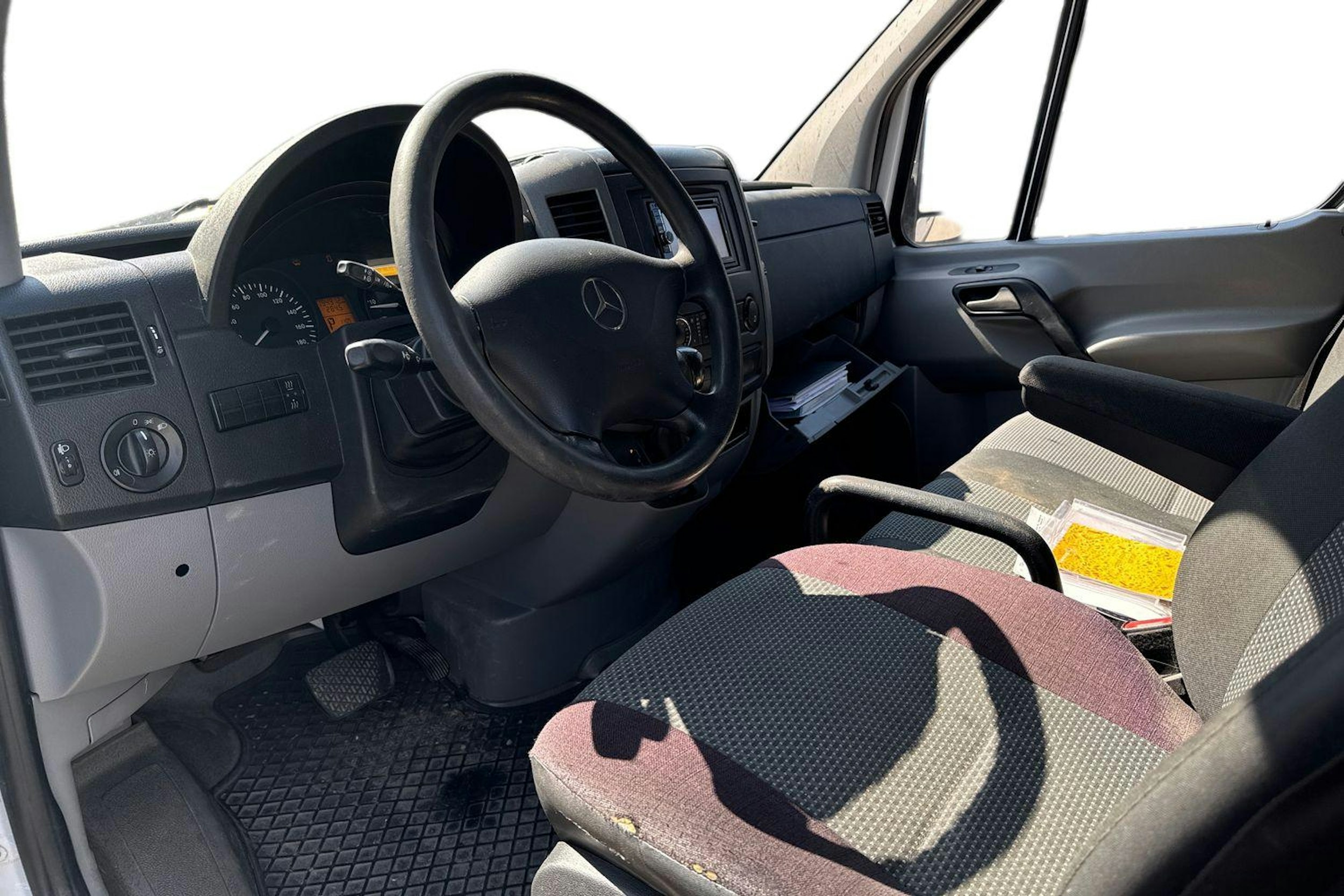 valkoinen Mercedes-Benz Sprinter 2013 kuva 3.