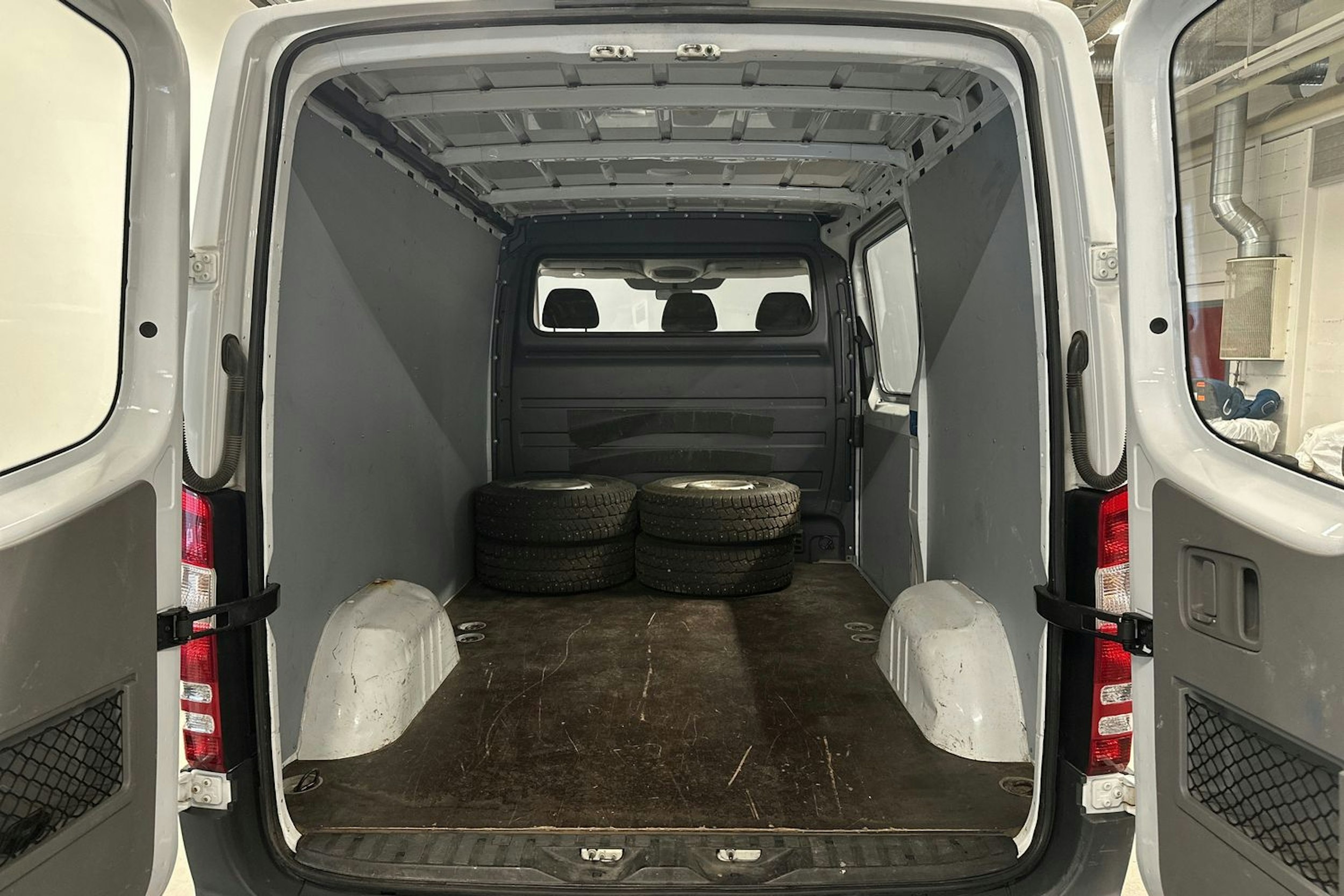 valkoinen Mercedes-Benz Sprinter 2013 kuva 16.