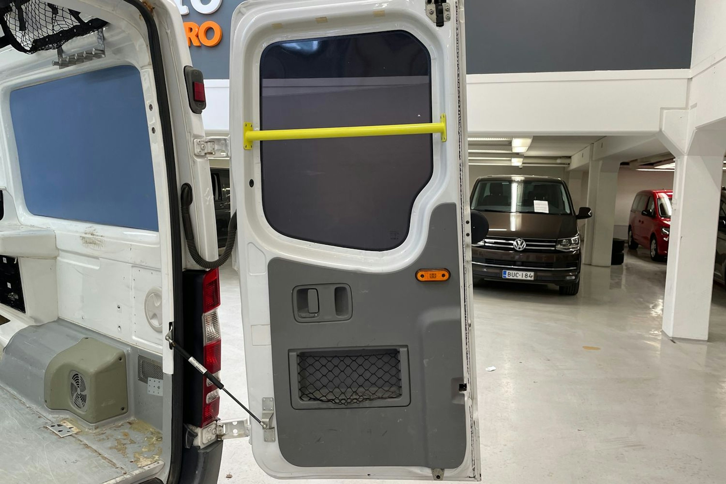 monivär. Mercedes-Benz Sprinter 2013 kuva 18.