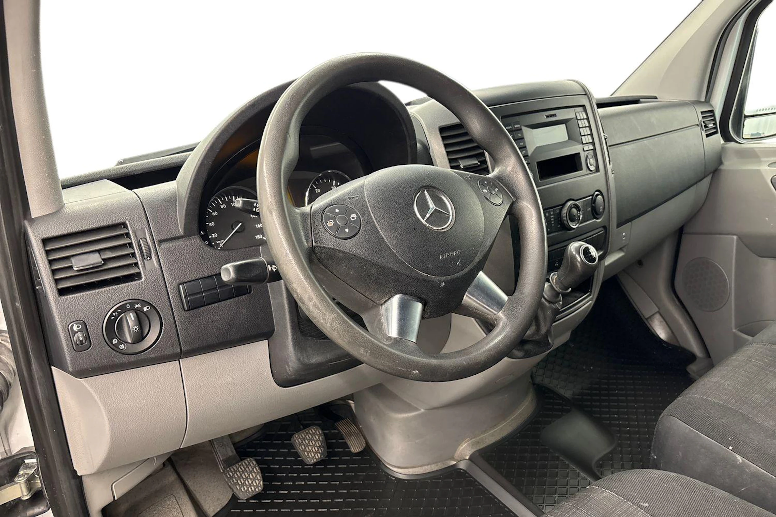 valkoinen Mercedes-Benz Sprinter 2013 kuva 9.