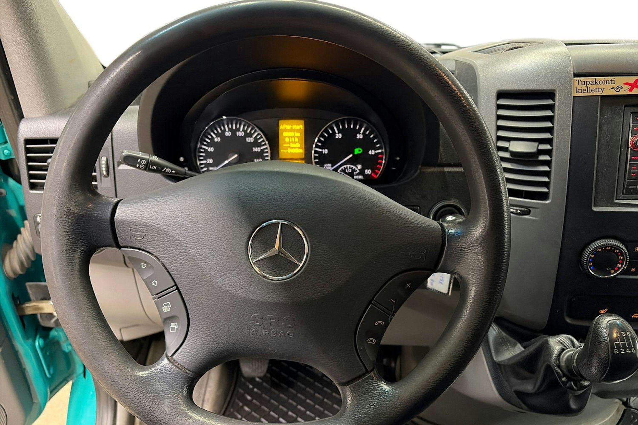 vihreä Mercedes-Benz Sprinter 2013 kuva 9.