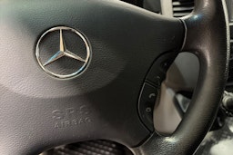 vihreä Mercedes-Benz Sprinter 2013 kuva 23.